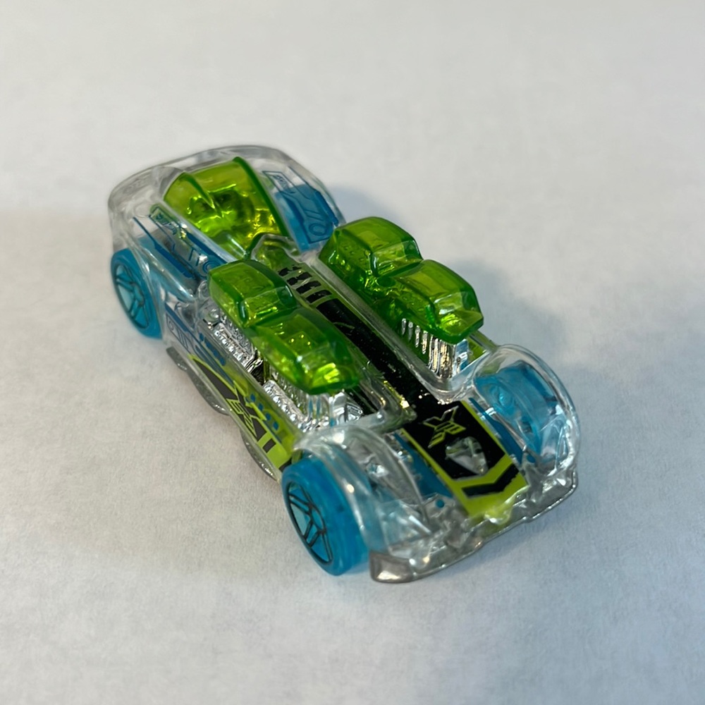 Hot Wheels What-4-2